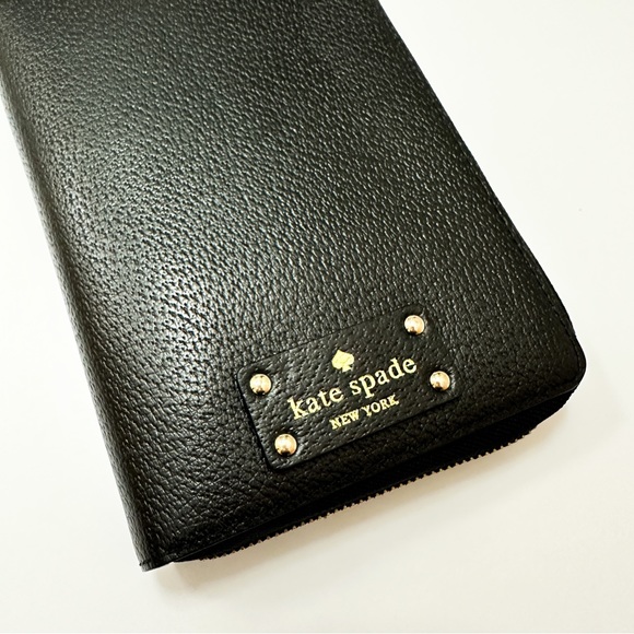 SOLD Kate Spade Wellesley Agenda Planner Organizer - Picture 2 of 11